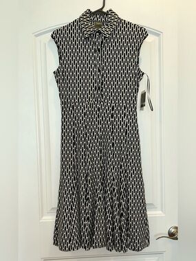 NWT Taylor Geometric Black & White Dress